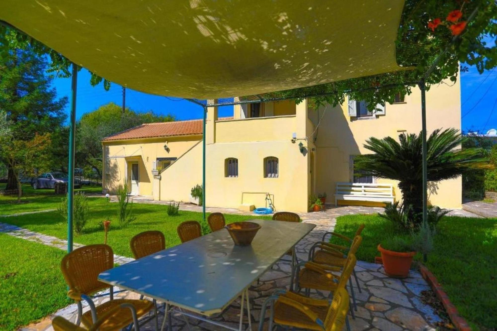 Secret Garden House - Private Garden With Pool Villa Acharavi  Bagian luar foto